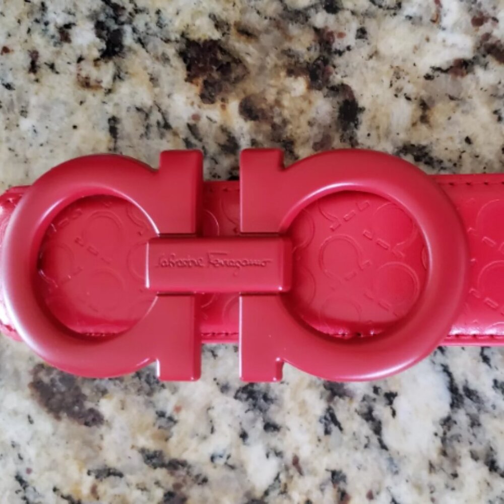 Salvatore Ferragamo Leather Belt (Red)